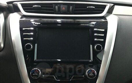 Nissan Murano, 2016 год, 2 600 000 рублей, 14 фотография