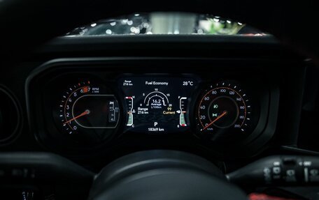Jeep Wrangler, 2023 год, 7 490 000 рублей, 14 фотография