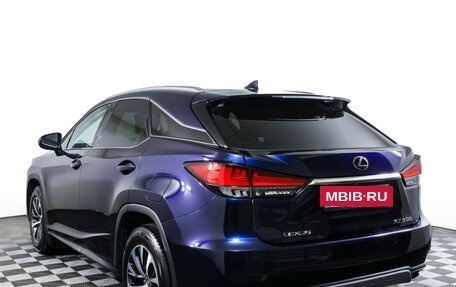 Lexus RX IV рестайлинг, 2021 год, 4 598 000 рублей, 8 фотография
