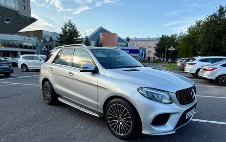 Mercedes-Benz GLE, 2017 год, 3 100 000 рублей, 3 фотография