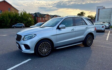 Mercedes-Benz GLE, 2017 год, 3 100 000 рублей, 2 фотография
