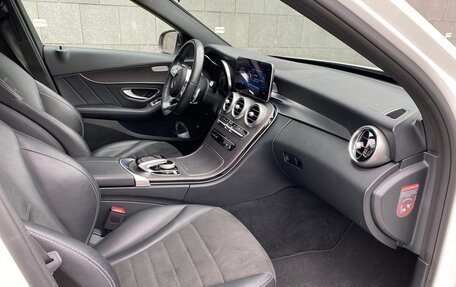 Mercedes-Benz C-Класс, 2018 год, 3 090 000 рублей, 15 фотография