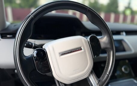 Land Rover Range Rover Evoque II, 2019 год, 2 800 000 рублей, 7 фотография