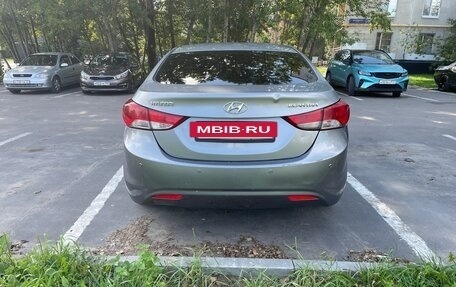 Hyundai Elantra V, 2011 год, 780 000 рублей, 2 фотография