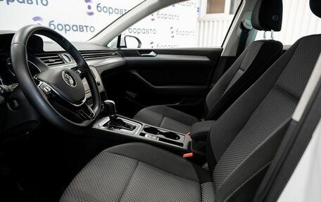 Volkswagen Passat B8 рестайлинг, 2016 год, 1 550 000 рублей, 11 фотография