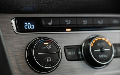 Volkswagen Passat B8 рестайлинг, 2016 год, 1 550 000 рублей, 17 фотография