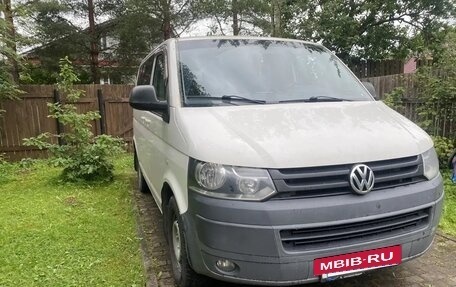 Volkswagen Transporter T5 рестайлинг, 2012 год, 1 390 000 рублей, 2 фотография