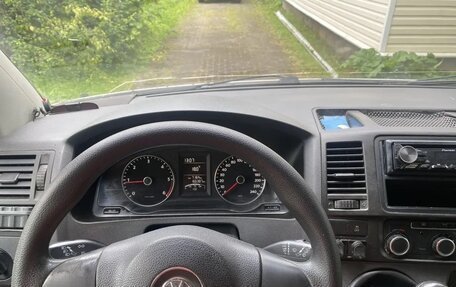 Volkswagen Transporter T5 рестайлинг, 2012 год, 1 390 000 рублей, 12 фотография