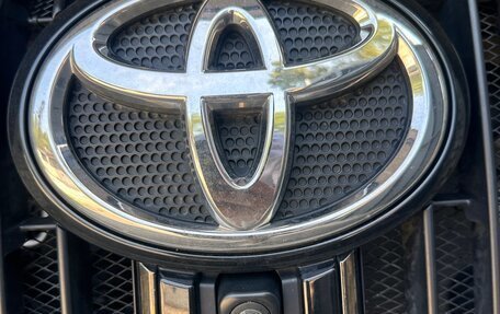 Toyota Land Cruiser Prado 150 рестайлинг 2, 2021 год, 8 750 000 рублей, 6 фотография