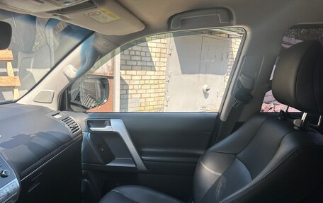 Toyota Land Cruiser Prado 150 рестайлинг 2, 2021 год, 8 750 000 рублей, 14 фотография
