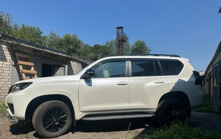 Toyota Land Cruiser Prado 150 рестайлинг 2, 2021 год, 8 750 000 рублей, 33 фотография