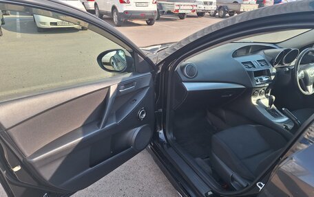Mazda Axela, 2010 год, 715 000 рублей, 17 фотография