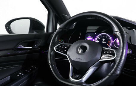 Volkswagen Golf VIII, 2022 год, 2 595 000 рублей, 14 фотография