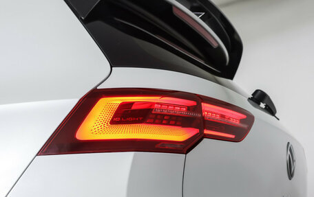 Volkswagen Golf VIII, 2022 год, 2 595 000 рублей, 23 фотография