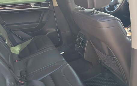 Volkswagen Touareg III, 2012 год, 1 750 000 рублей, 5 фотография