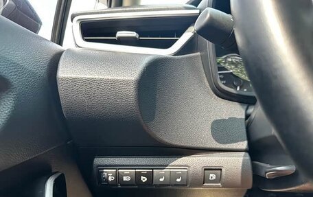 Toyota Corolla, 2023 год, 1 800 999 рублей, 10 фотография