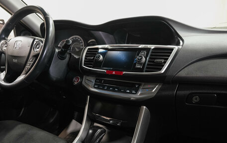 Honda Accord IX рестайлинг, 2013 год, 1 449 000 рублей, 23 фотография