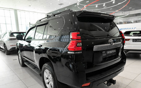 Toyota Land Cruiser Prado 150 рестайлинг 2, 2019 год, 4 127 000 рублей, 7 фотография