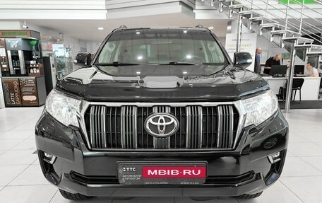 Toyota Land Cruiser Prado 150 рестайлинг 2, 2019 год, 4 127 000 рублей, 2 фотография