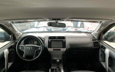 Toyota Land Cruiser Prado 150 рестайлинг 2, 2019 год, 4 127 000 рублей, 14 фотография