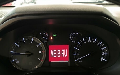 Toyota Land Cruiser Prado 150 рестайлинг 2, 2019 год, 4 127 000 рублей, 13 фотография