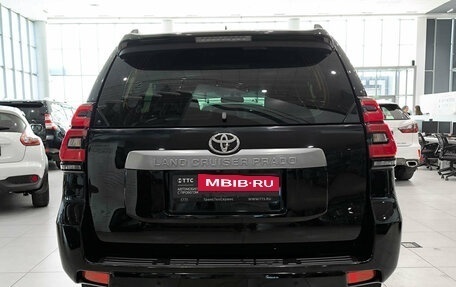 Toyota Land Cruiser Prado 150 рестайлинг 2, 2019 год, 4 127 000 рублей, 6 фотография