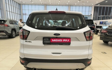 Ford Kuga III, 2018 год, 7 фотография