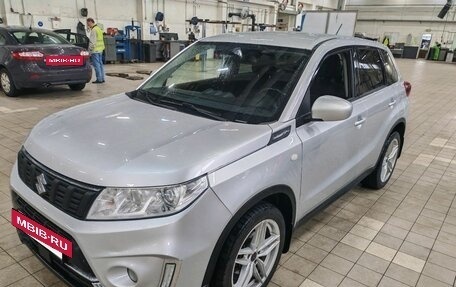 Suzuki Vitara II рестайлинг, 2020 год, 1 800 000 рублей, 2 фотография