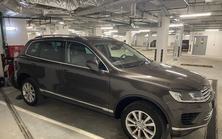 Volkswagen Touareg III, 2015 год, 3 100 000 рублей, 4 фотография