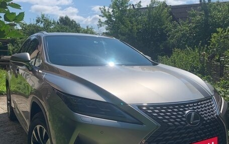 Lexus RX IV рестайлинг, 2020 год, 4 000 000 рублей, 2 фотография