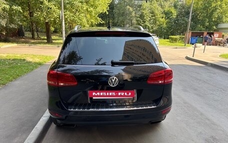 Volkswagen Touareg III, 2010 год, 1 850 000 рублей, 8 фотография