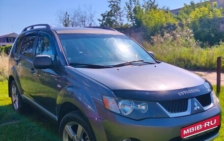 Mitsubishi Outlander III рестайлинг 3, 2006 год, 870 000 рублей, 7 фотография