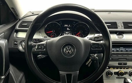 Volkswagen Passat B7, 2011 год, 1 350 000 рублей, 17 фотография