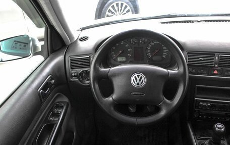 Volkswagen Golf IV, 2002 год, 429 900 рублей, 9 фотография