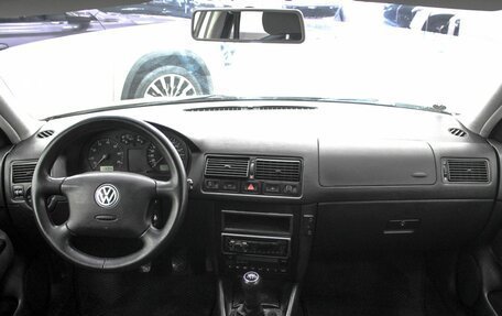 Volkswagen Golf IV, 2002 год, 429 900 рублей, 8 фотография