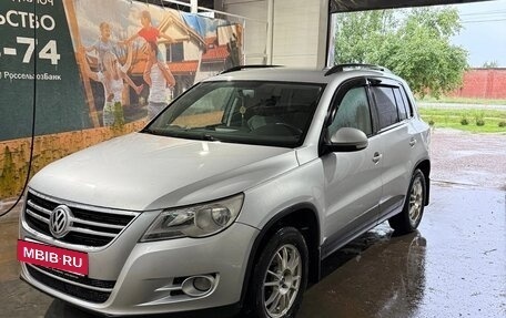Volkswagen Tiguan I, 2009 год, 750 000 рублей, 2 фотография