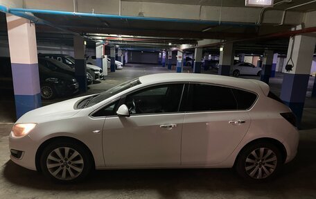 Opel Astra J, 2013 год, 850 000 рублей, 4 фотография