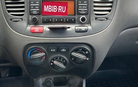 KIA Rio II, 2009 год, 595 000 рублей, 10 фотография