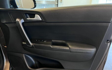KIA Sportage IV рестайлинг, 2018 год, 2 280 000 рублей, 28 фотография