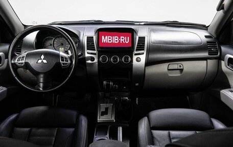 Mitsubishi Pajero Sport II рестайлинг, 2012 год, 1 290 000 рублей, 17 фотография