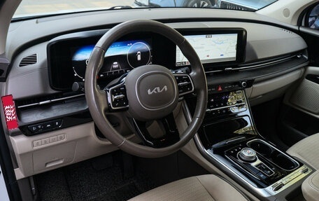 KIA Carnival, 2022 год, 4 190 000 рублей, 15 фотография