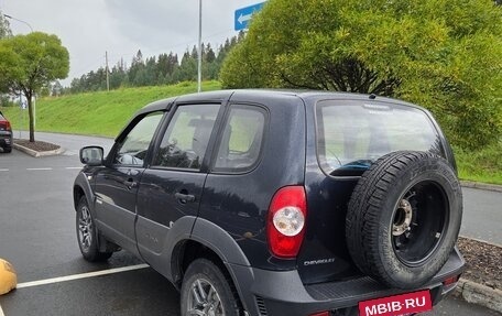 Chevrolet Niva I рестайлинг, 2015 год, 545 000 рублей, 4 фотография
