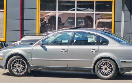 Volkswagen Passat B5+ рестайлинг, 2002 год, 425 000 рублей, 3 фотография