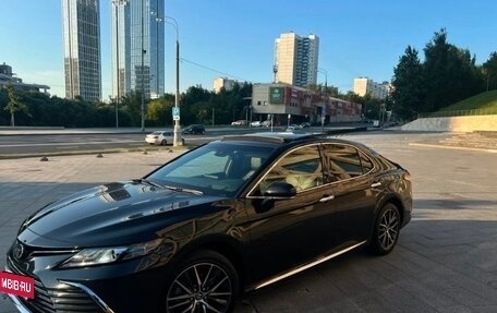 Toyota Camry, 2023 год, 2 950 000 рублей, 10 фотография