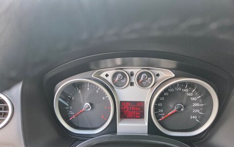 Ford Focus II рестайлинг, 2011 год, 650 000 рублей, 15 фотография