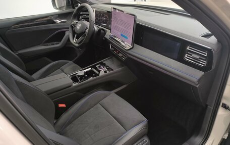 Volkswagen Tiguan, 2026 год, 4 850 000 рублей, 39 фотография