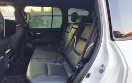 Toyota Land Cruiser, 2022 год, 11 000 000 рублей, 6 фотография