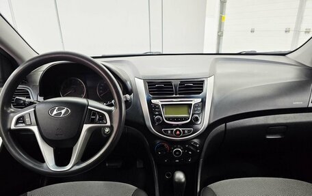 Hyundai Solaris II рестайлинг, 2011 год, 749 000 рублей, 16 фотография