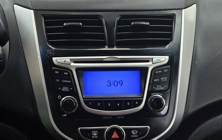 Hyundai Solaris II рестайлинг, 2011 год, 749 000 рублей, 11 фотография