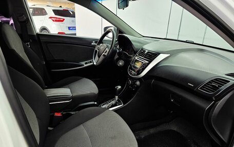 Hyundai Solaris II рестайлинг, 2011 год, 749 000 рублей, 19 фотография